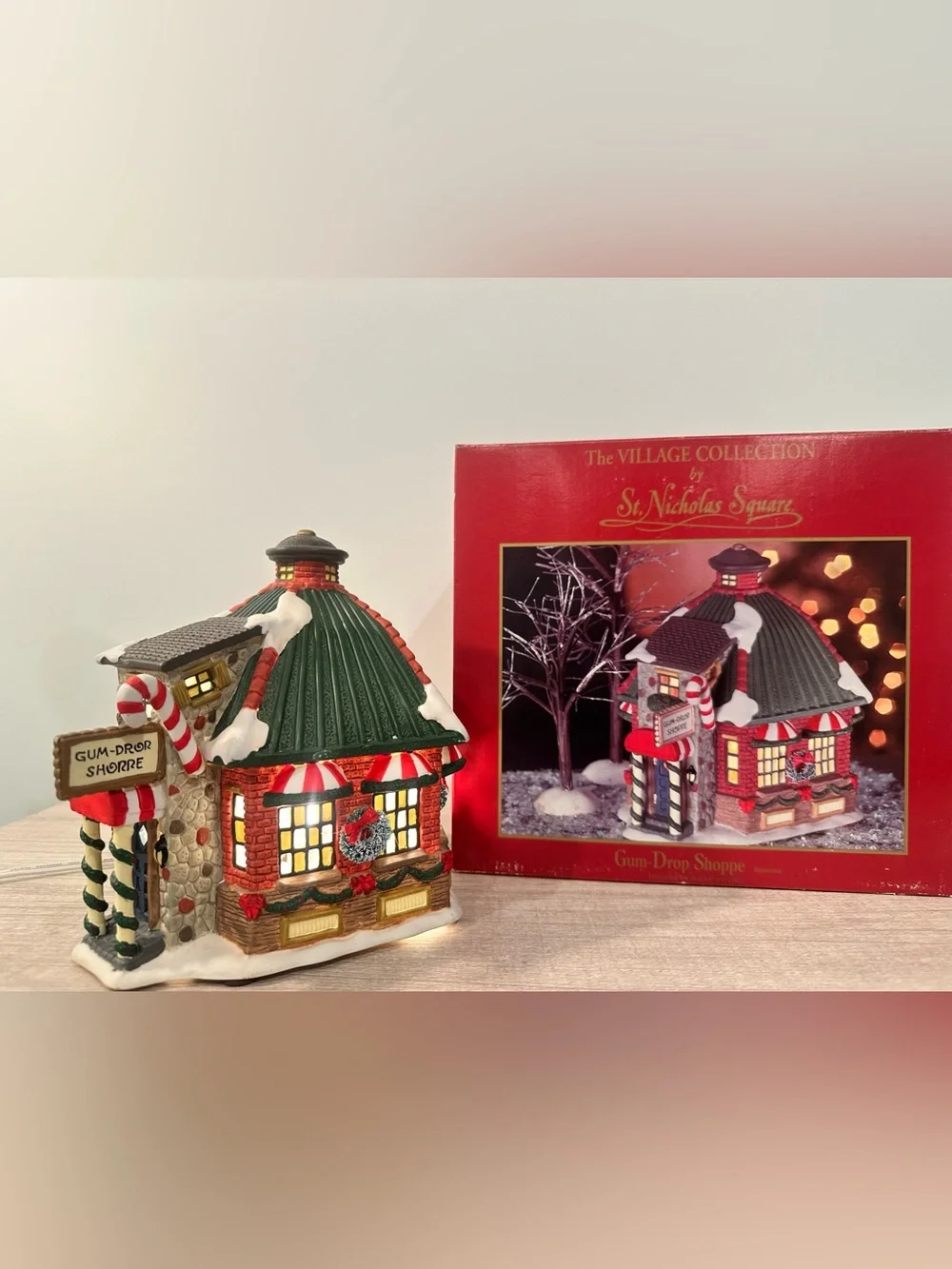 St. Nicholas Square Village - Gum-Drop Shoppe